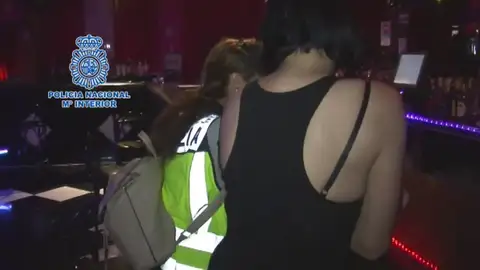 Imagen de archivo de una red de trata para la explotación sexual. Detenidos 15 integrantes de una red de trata para la explotación sexual que sometía a sus víctimas a rituales de vudú