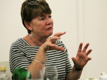 La periodista y escritora Fiona Barton