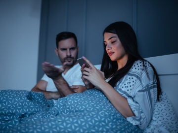 Pareja en la cama