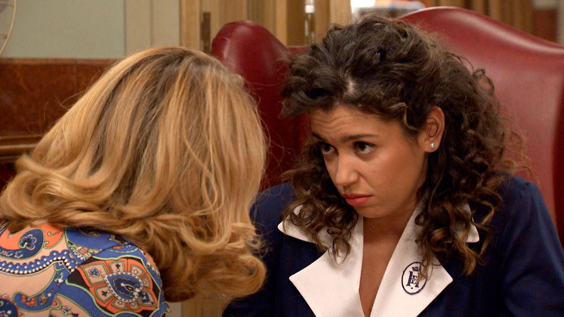 Amelia se sincera con Luisita: "Le dej&eacute; plantado en el altar"