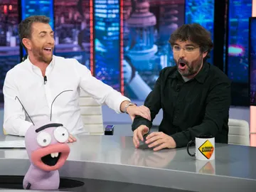 Jordi Évole juega a 'Albert Rivera o Pablo Casado' con Trancas y Barrancas Jordi Évole juega a 'Albert Rivera o Pablo Casado' con Trancas y Barrancas