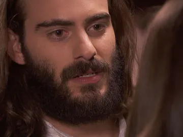 Isaac: "Elsa, te ruego que te vayas de Puente Viejo" Isaac: "Elsa, te ruego que te vayas de Puente Viejo"