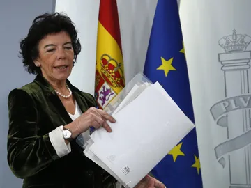 Isabel Celaá, en la rueda de prensa del Consejo de Ministros Isabel Celaá, en la rueda de prensa del Consejo de Ministros