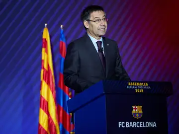 Bartomeu habla durante la asamblea del Barcelona Bartomeu habla durante la asamblea del Barcelona