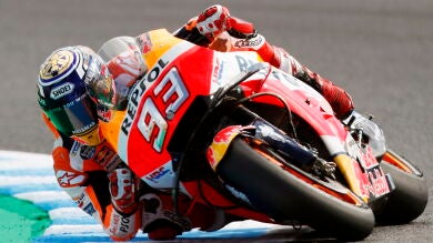 Dovizioso complica el objetivo de Márquez, que saldrá sexto en Japón