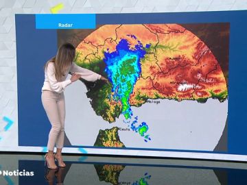 La Aemet amplía la máxima alerta por la gota fría en Málaga mientras las lluvias mantienen en aviso a 13 provincias