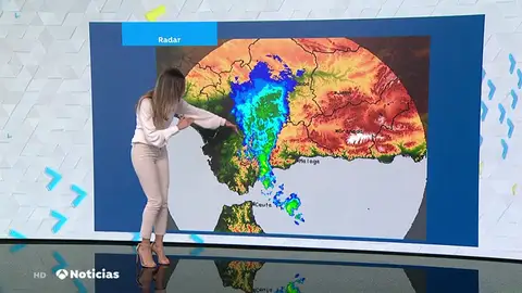 La Aemet amplía la máxima alerta por la gota fría en Málaga mientras las lluvias mantienen en aviso a 13 provincias La Aemet amplía la máxima alerta por la gota fría en Málaga mientras las lluvias mantienen en aviso a 13 provincias