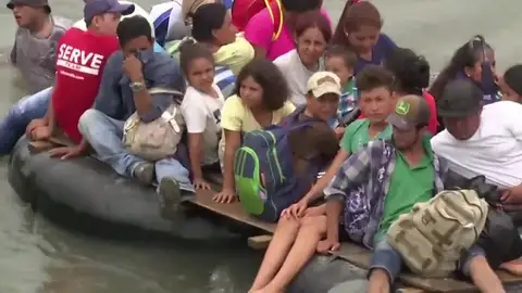 Cientos de migrantes de la 'caravana' regresan a sus países de origen ante el cierre de las fronteras Cientos de migrantes de la 'caravana' regresan a sus países de origen ante el cierre de las fronteras