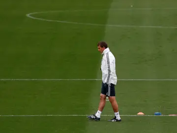 Lopetegui, durante un entrenamiento del Real Madrid Lopetegui, durante un entrenamiento del Real Madrid