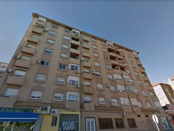 La fachada de la casa en la que ha ocurrido el suceso La fachada de la casa en la que ha ocurrido el suceso