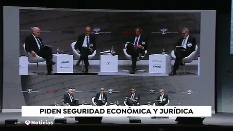 Los empresarios reprochan a Pedro Sánchez que toma medidas sólo a corto plazo Los empresarios reprochan a Pedro Sánchez que toma medidas sólo a corto plazo