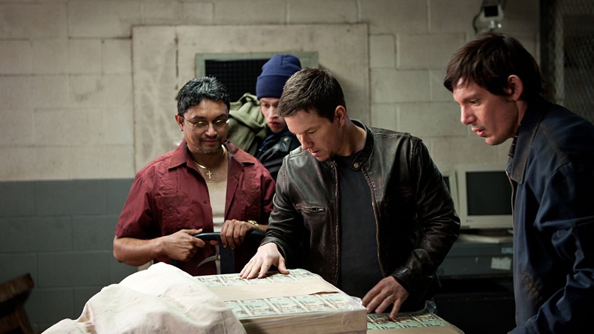 Fotograma de 'Contraband'