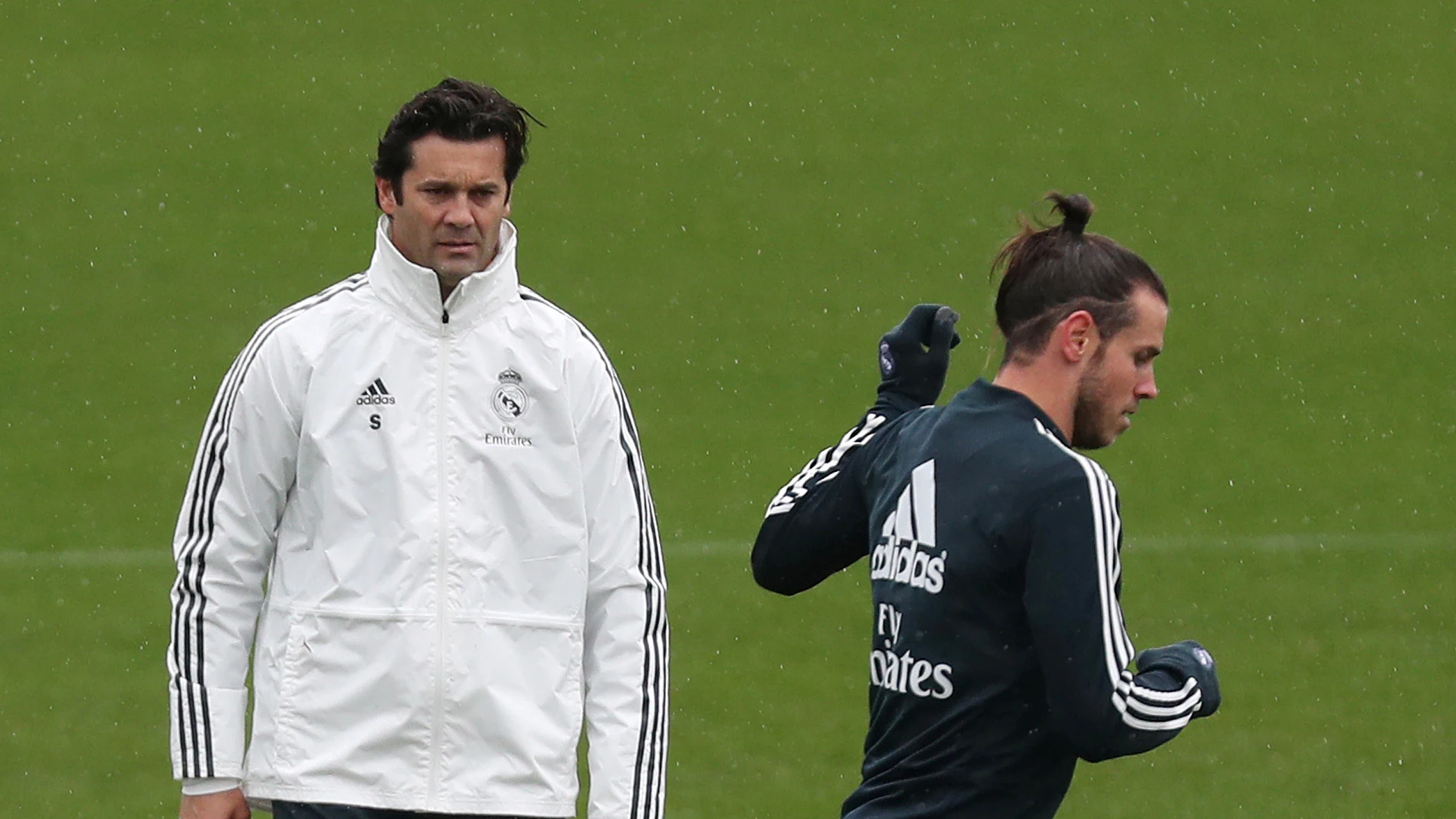 Solari dirige su primer entrenamiento al frente del Real Madrid Solari dirige su primer entrenamiento al frente del Real Madrid
