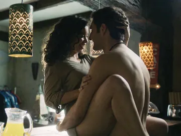 Maite, descubierta con Javier Arístegui, es abofeteada por su madre Maite, descubierta con Javier Arístegui, es abofeteada por su madre