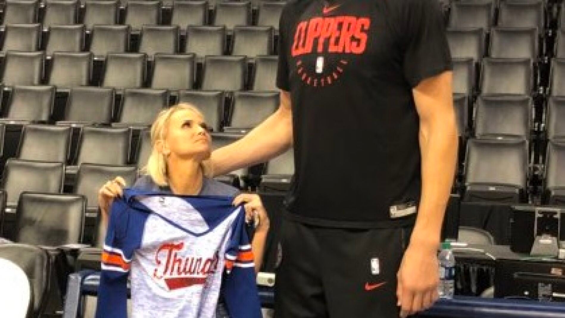 La imagen viral de Marjanovic con una soprano