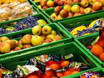 Si nos fijamos, podemos ahorrar en el supermercado. Si nos fijamos, podemos ahorrar en el supermercado.