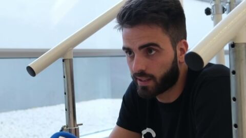 Pelayo Novo, el futbolista que se cay&oacute; desde un tercer piso: "Dej&eacute; el f&uacute;tbol viendo su lado amable"