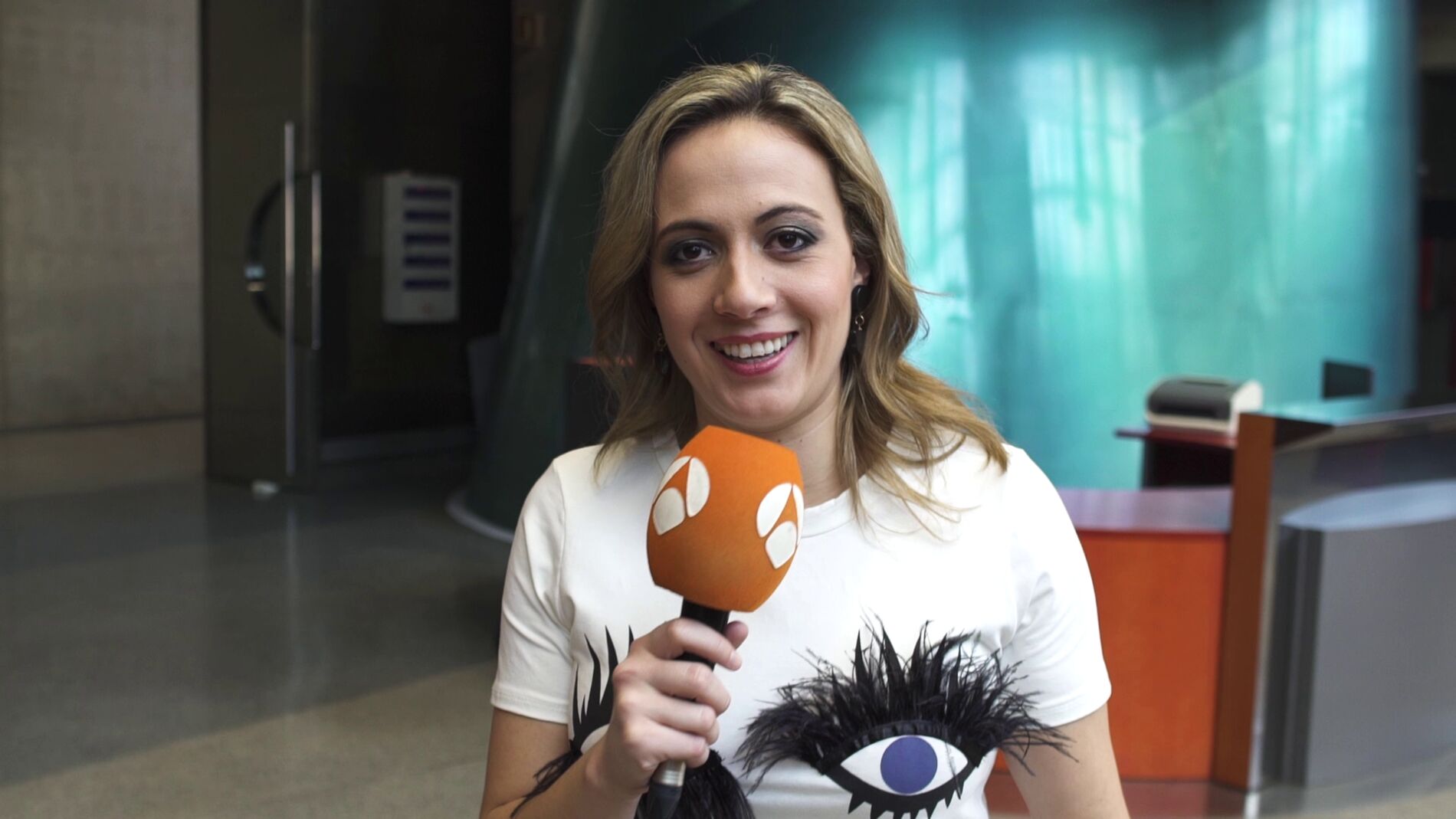 Mar&iacute;a Villal&oacute;n: "Mar&iacute;a Dolores Pradera lo llena todo con su elegancia" 