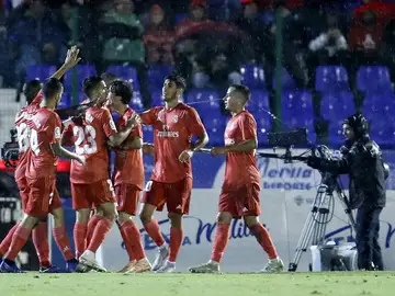 Los jugadores del Real Madrid celebran un gol ante el Melilla Los jugadores del Real Madrid celebran un gol ante el Melilla