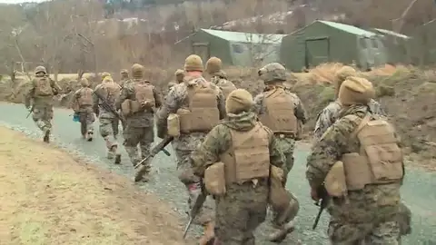 Soldados realizando maniobras Cerca de 50.000 soldados participan en Noruega en las maniobras más importantes de la Otan