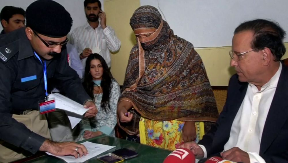 La cristiana Asia Bibi, absuelta de pena de muerte por blasfemia en Pakistán