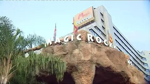 Condenan a una familia británica por fingir una intoxicación alimentaria en Benidorm Condenan a una familia británica por fingir una intoxicación alimentaria en Benidorm