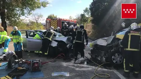 Cinco heridos, uno de ellos grave, en un accidente en Ciempozuelos (Madrid) Cinco heridos, uno de ellos grave, en un accidente en Ciempozuelos (Madrid)