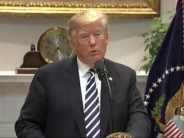 Donald Trump asegura que las tropas desplegadas en la frontera podrán abrir fuego de ser atacadas Donald Trump asegura que las tropas desplegadas en la frontera podrán abrir fuego de ser atacadas