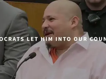 El polémico vídeo con tintes racistas que Trump ha publicado en sus redes sociales El polémico vídeo con tintes racistas que Trump ha publicado en sus redes sociales