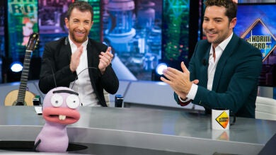 David Bisbal no se deja engañar por Trancas y Barrancas en su famoso 'Tumbado o de pie'