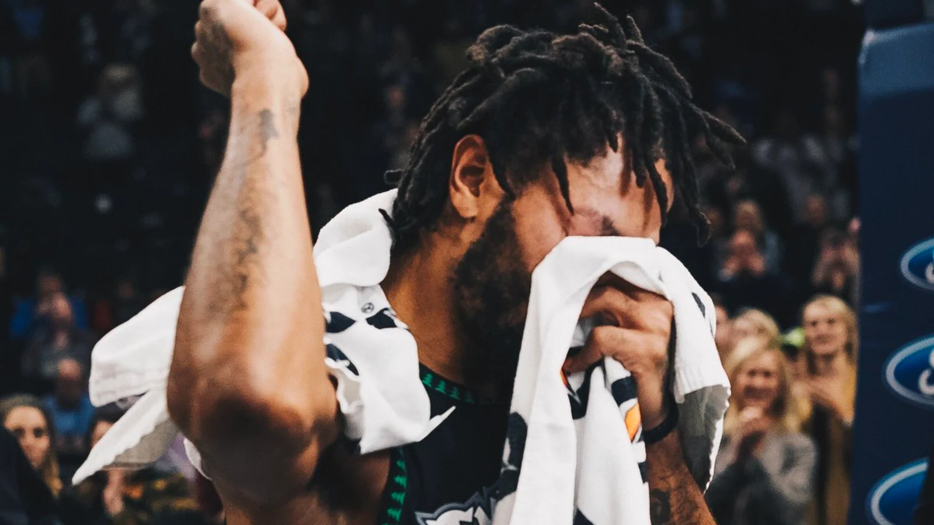 Derrick Rose, emocionado tras meter 50 puntos Derrick Rose, emocionado tras meter 50 puntos