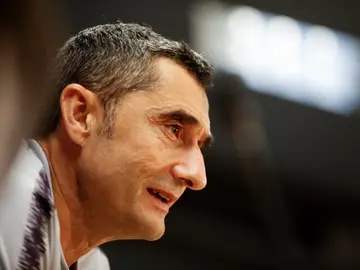 Ernesto Valverde habla ante los medios de comunicación Ernesto Valverde habla ante los medios de comunicación