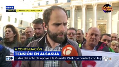 Más de 400 vecinos de Teba y Campillos exigen frente al Congreso de los Diputados la declaración de zona catastrófica