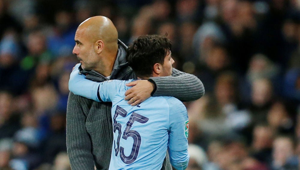 Guardiola y Brahim Díaz se abrazan