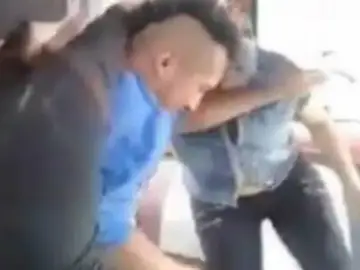 Imagen del ladrón en el autobús Imagen del ladrón en el autobús
