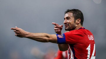 Gabi celebra un gol con el Atlético de Madrid