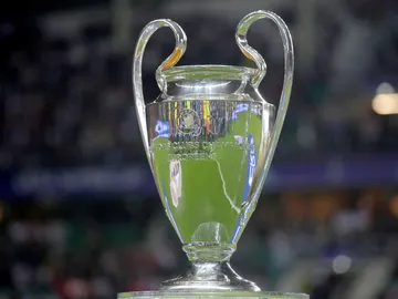 El actual trofeo de la Champions League El actual trofeo de la Champions League