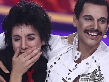 Las lágrimas de emoción de Mimi tras la actuación de su amigo Agoney Las lágrimas de emoción de Mimi tras la actuación de su amigo Agoney