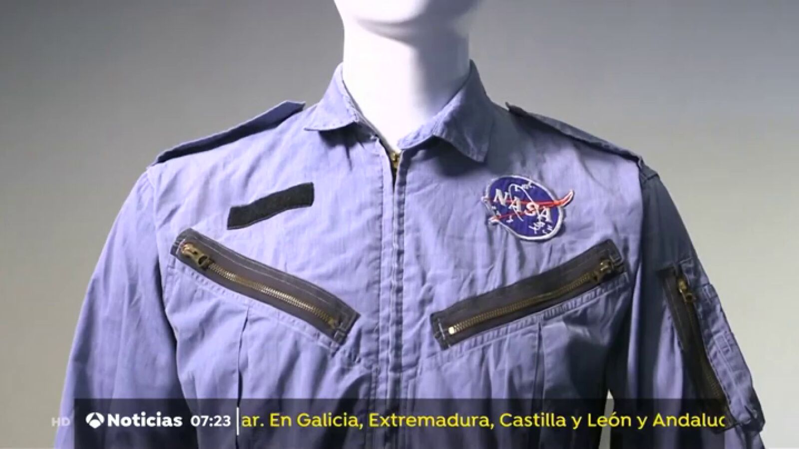 Se subastan recuerdos de Neil Armstrong, el primer hombre que llegó a La Luna a bordo del Apolo 11