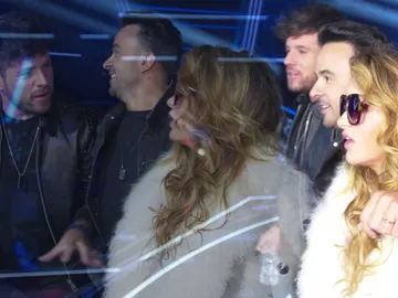 Paulina Rubio, Luis Fonsi, Pablo López y Antonio Orozco, alucinados tras pisar por primera vez el espectacular plató de 'La voz' Paulina Rubio, Luis Fonsi, Pablo López y Antonio Orozco, alucinados tras pisar por primera vez el espectacular plató de 'La voz'