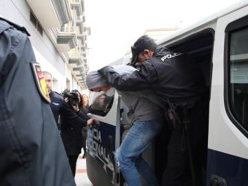 Imagen de uno de los cuatro detenidos por la muerte de un Guardia Civil en Don Benito