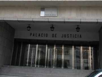Fachada de la Audiencia Provincial de Huelva