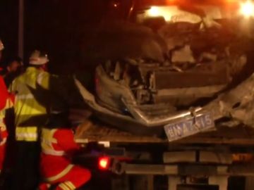 Al menos 15 muertos y 44 heridos después de que un camión perdiese el control en una autopista en China Al menos 15 muertos y 44 heridos después de que un camión perdiese el control en una autopista en China