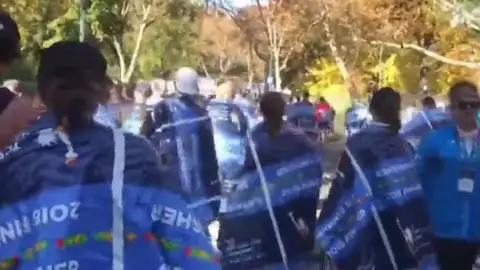 Así han vivido algunos españoles la llegada a meta en el maratón de Nueva York Así han vivido algunos españoles la llegada a meta en el maratón de Nueva York