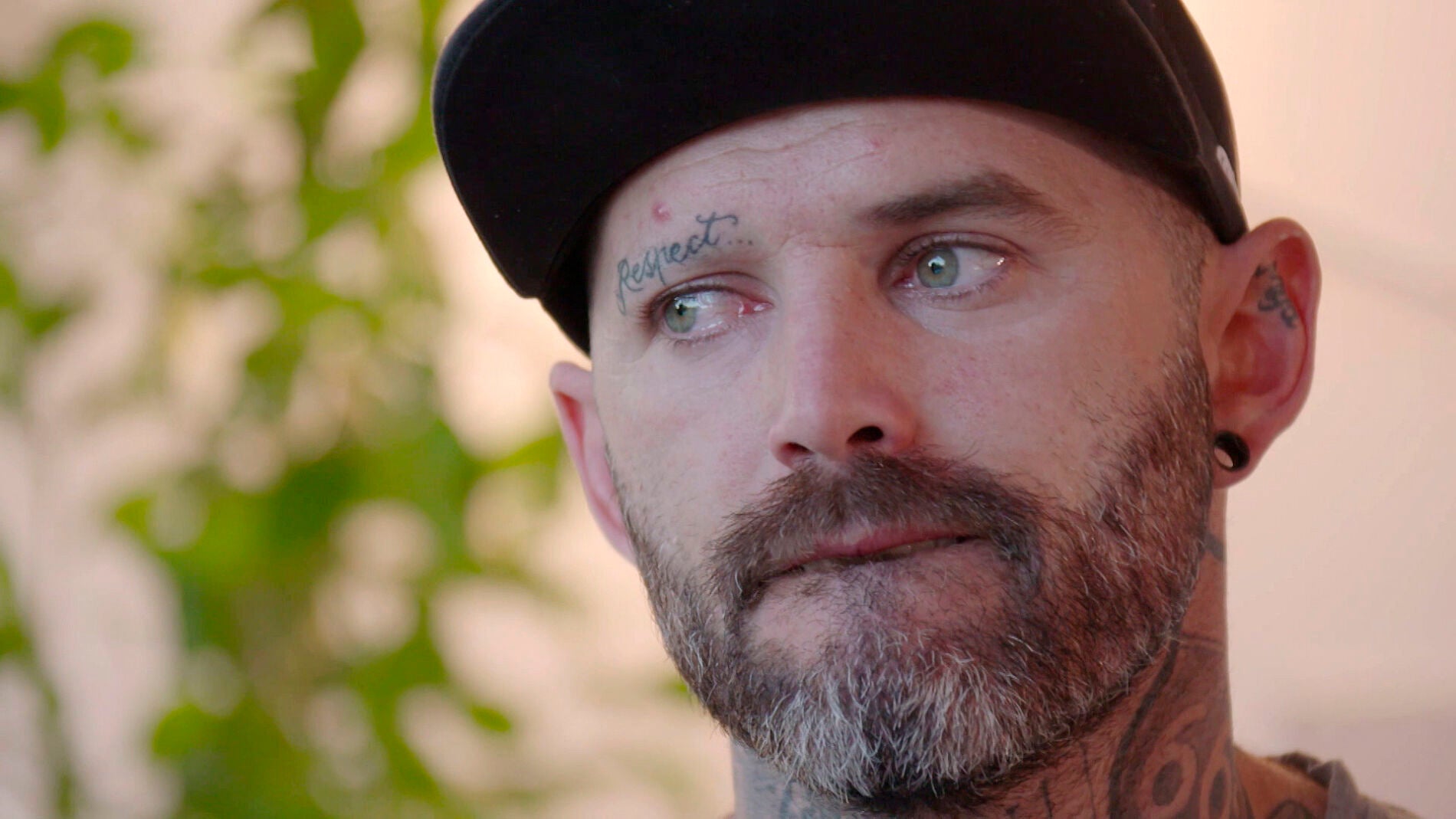 Javi se derrumba al hablar de su pasado