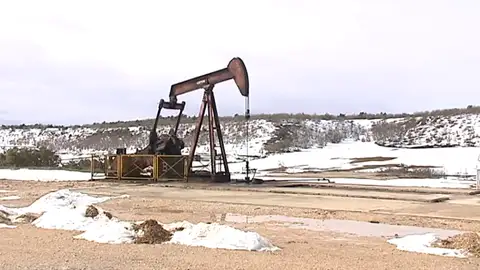 Cierra el único campo petrolífero de España Cierra el único campo petrolífero de España