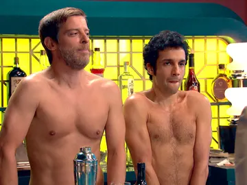 La desesperada decisión de Marcelino e Ignacio para evitar que María se desnude en su película La desesperada decisión de Marcelino e Ignacio para evitar que María se desnude en su película