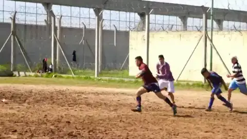 'Los Espartanos', el equipo de rugby argentino que nació en una cárcel 'Los Espartanos', el equipo de rugby argentino que nació en una cárcel