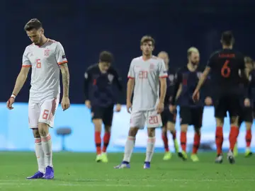 Saúl y Sergi Roberto, cabizbajos en el partido de la Selección Saúl y Sergi Roberto, cabizbajos en el partido de la Selección