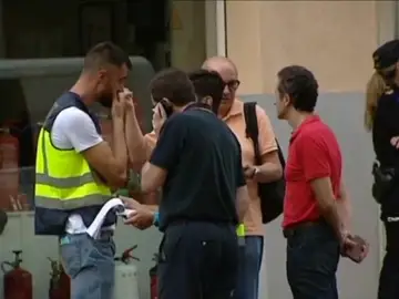La madre de la bebé fallecida tras ser olvidada en un coche reclama una indemnización al abuelo La madre de la bebé fallecida tras ser olvidada en un coche reclama una indemnización al abuelo